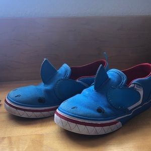 Shark Vans (toddler)